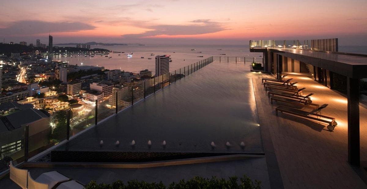 Aparthotel The Base By Adam Pattaya